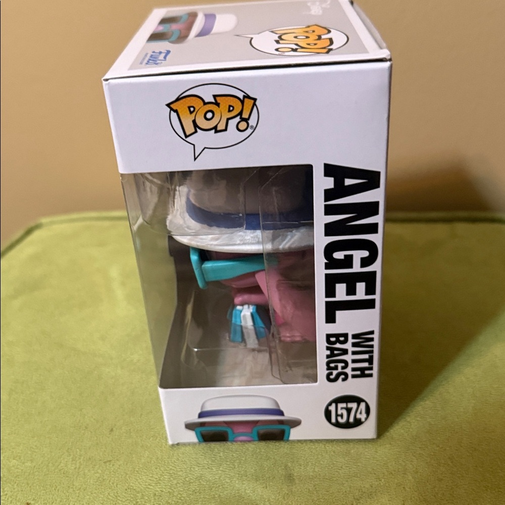 Funko POP! Disney: Lilo and Stitch Angel with Bags - Picture 5 of 9